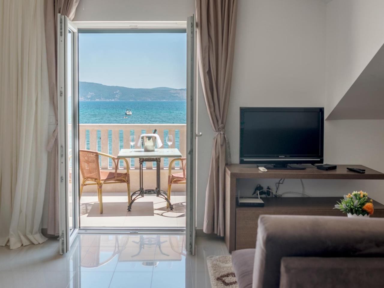 Grifone Coastline Apartment Herceg Novi Luaran gambar